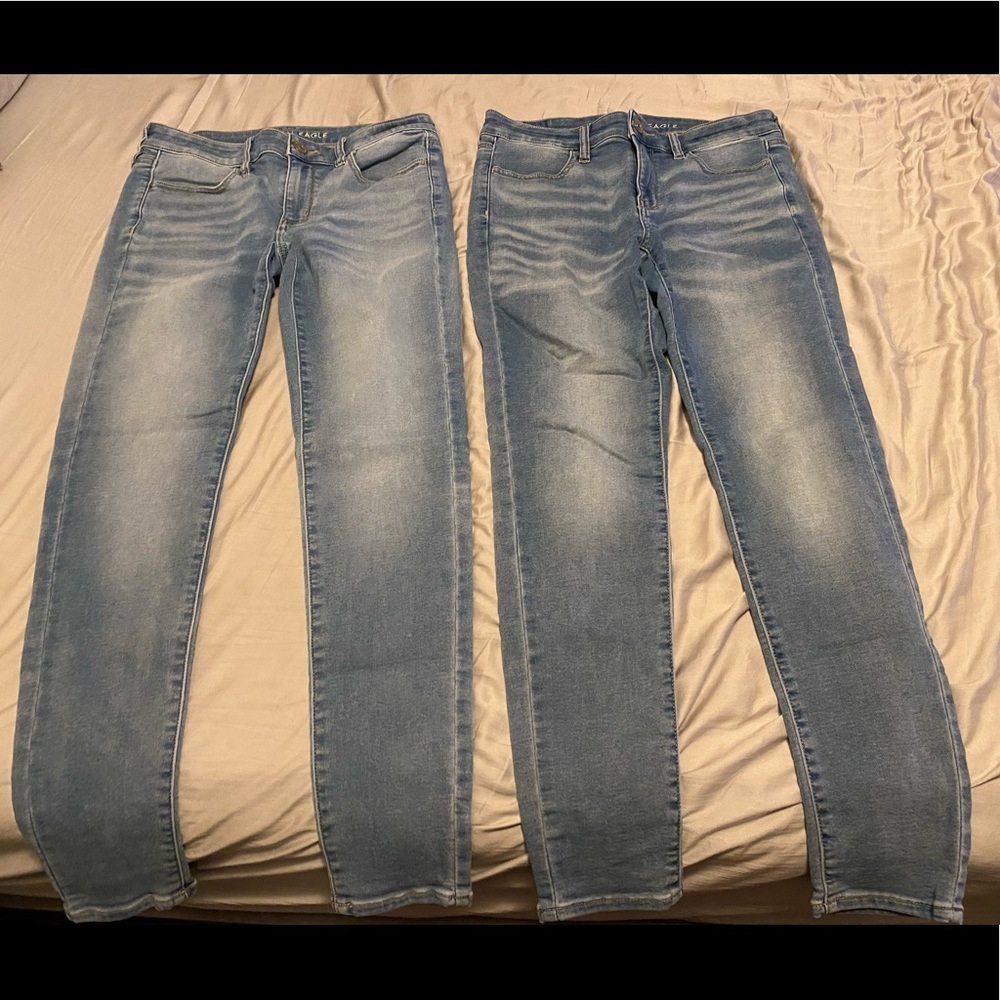 Size 8R American eagle skinny jeans. Light blue. Good condition. Both for $30.